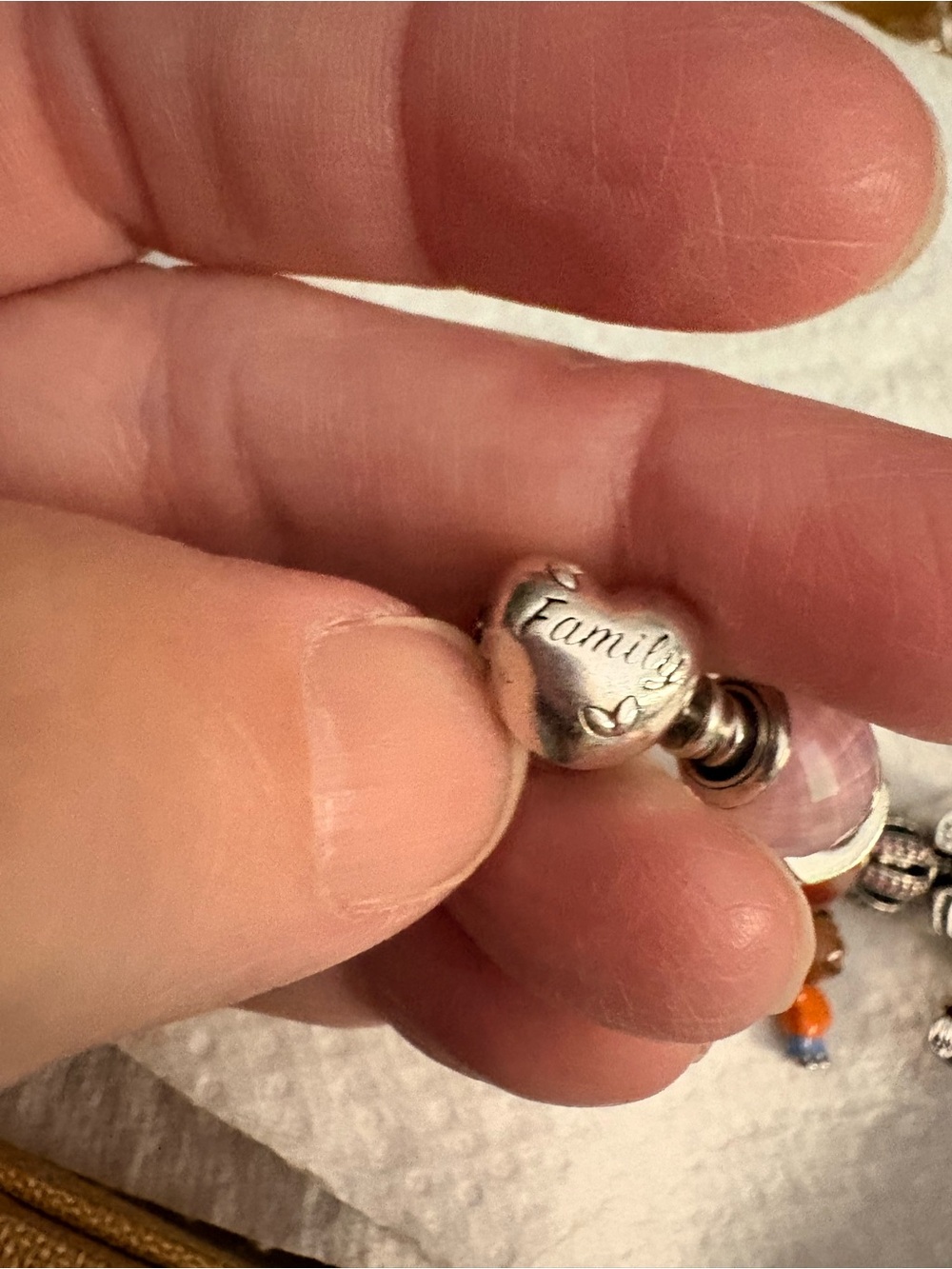 Pandora family bracelet with Peanut themed charms - Picture 9 of 11